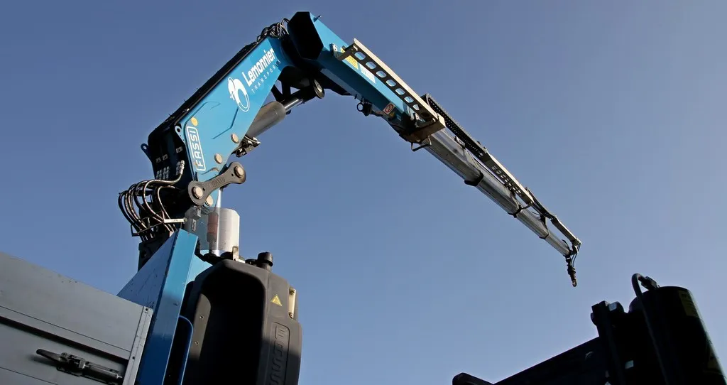 transports Lemonnier, grue sur camion