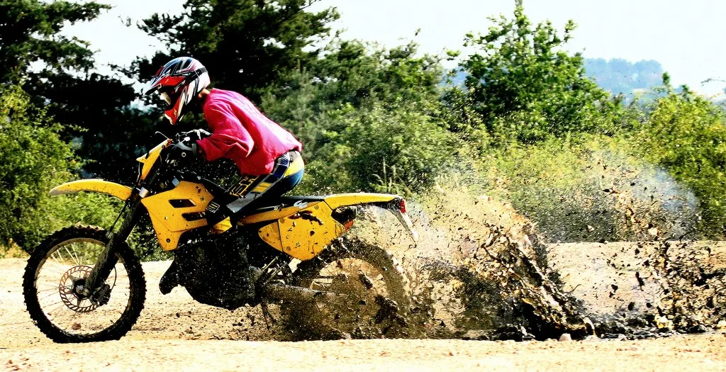moto-cross trial